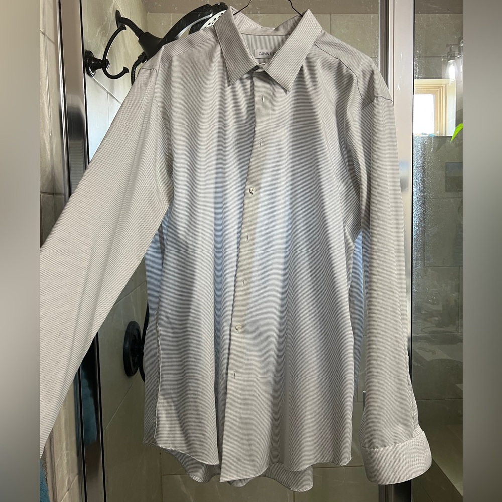Calvin Klein Men's White and Gray Dress Shirt